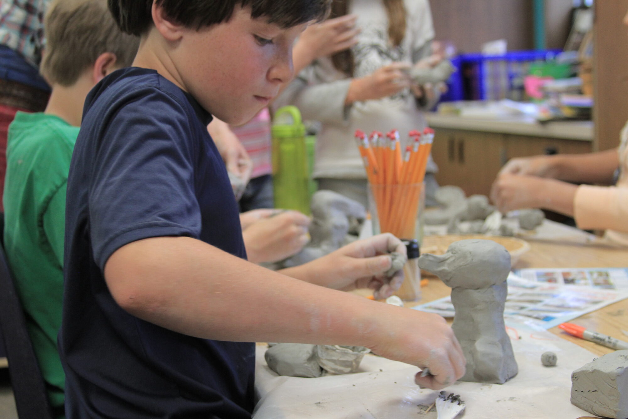 visual arts In-School-homepage-2000x1333 visual arts In-School-homepage-2000x1333